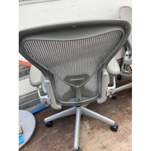 Aeron Titanium
